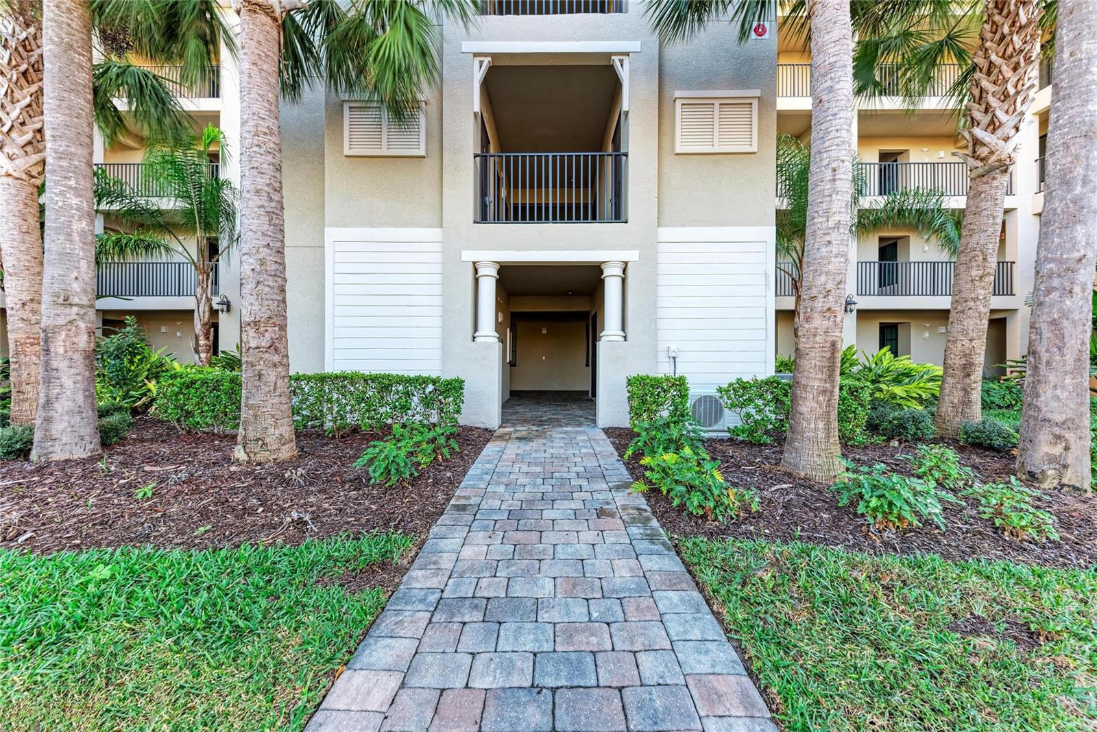 18114 GAWTHROP DR #204, BRADENTON, FL, 34211