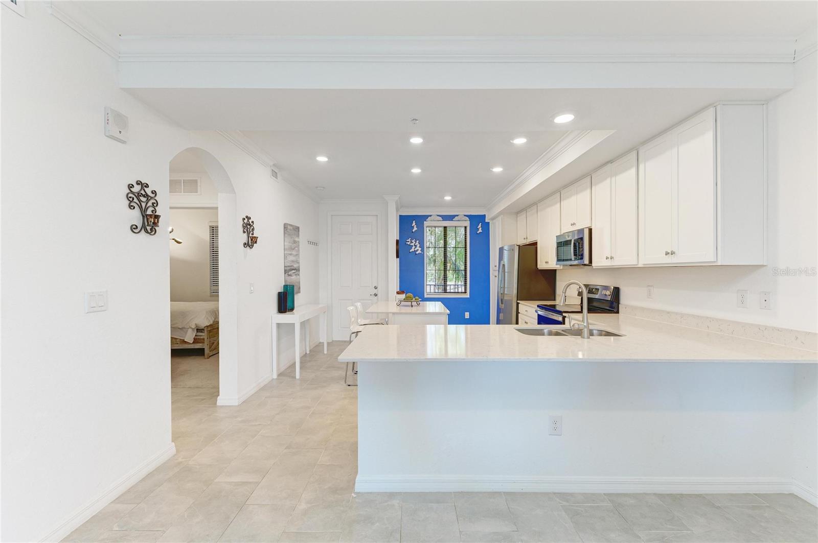 18114 GAWTHROP DR #204, BRADENTON, FL, 34211
