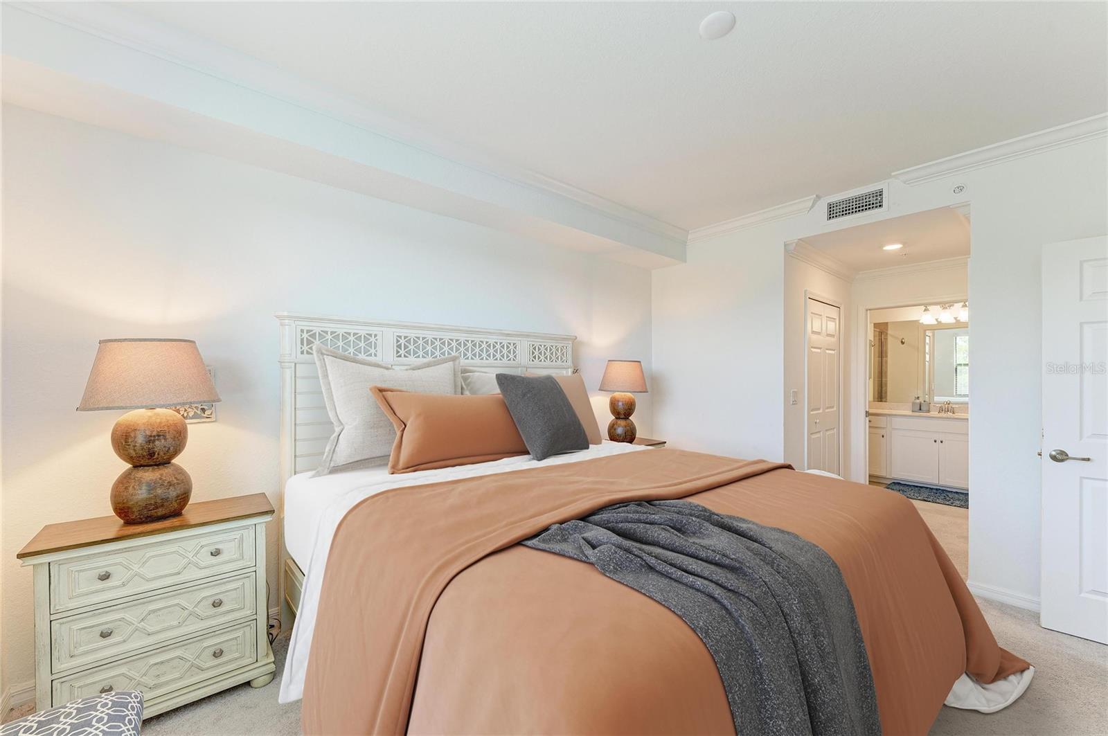 18114 GAWTHROP DR #204, BRADENTON, FL, 34211