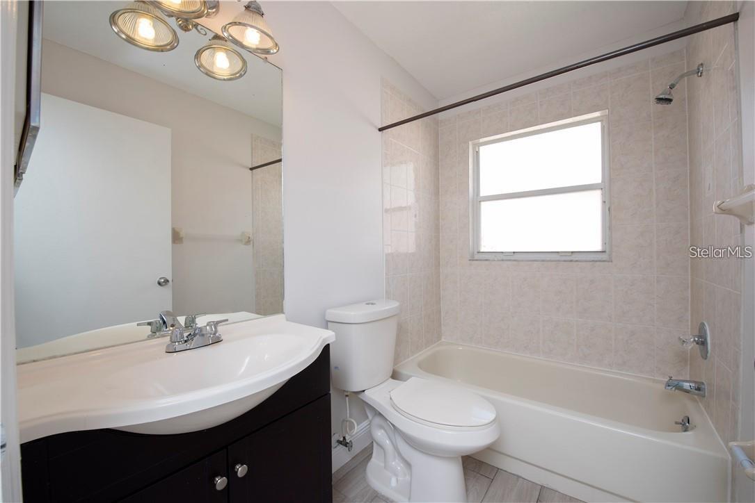 1713 BOXENEY DR, ORLANDO, FL, 32837