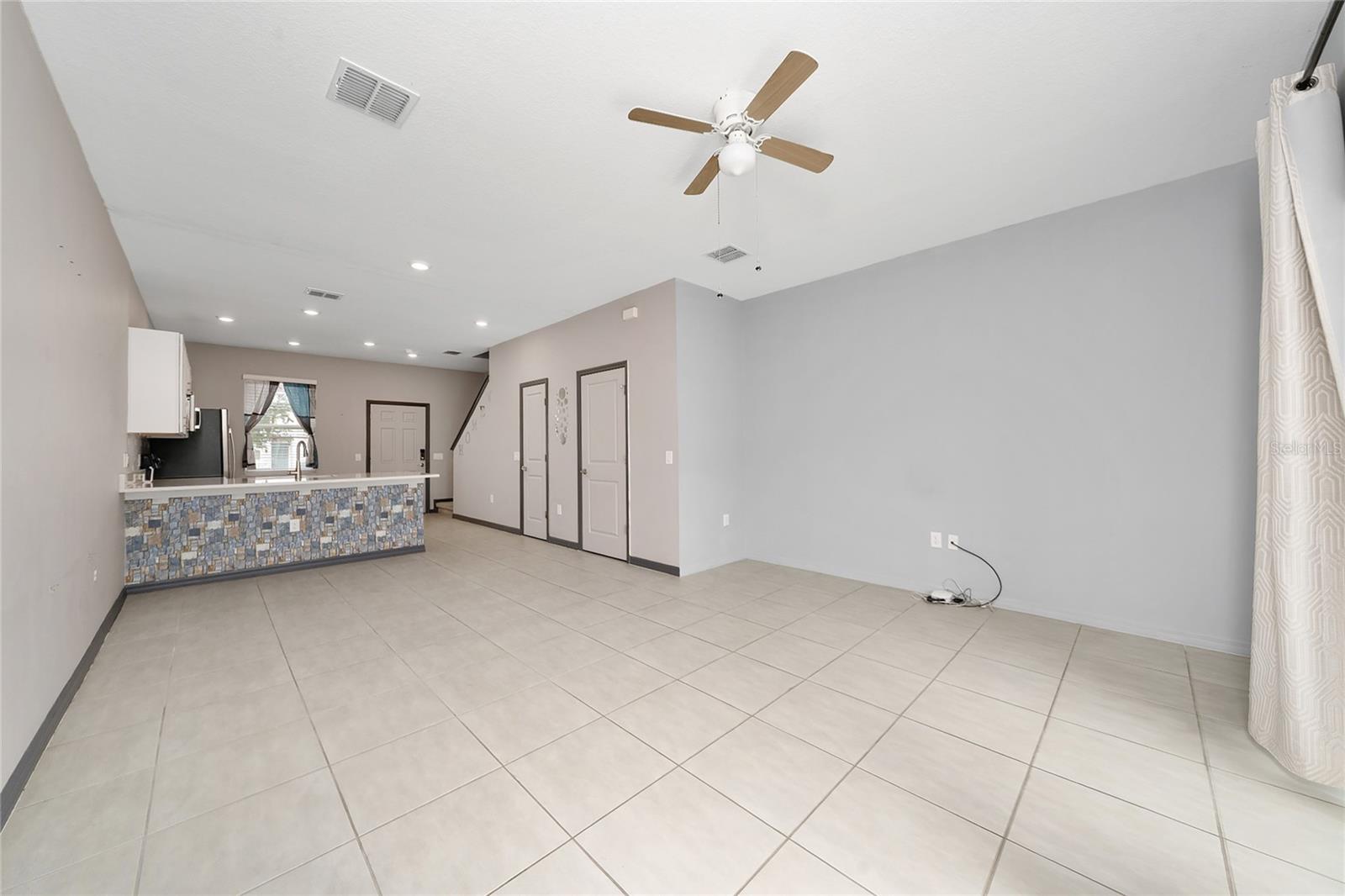 2060 VIEWFINDER ST, KISSIMMEE, FL, 34758