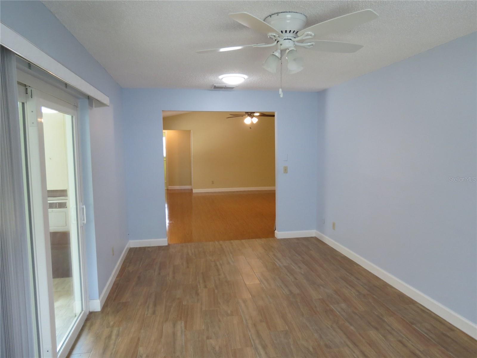 999 GILLESPIE DR, PALM HARBOR, FL, 34684
