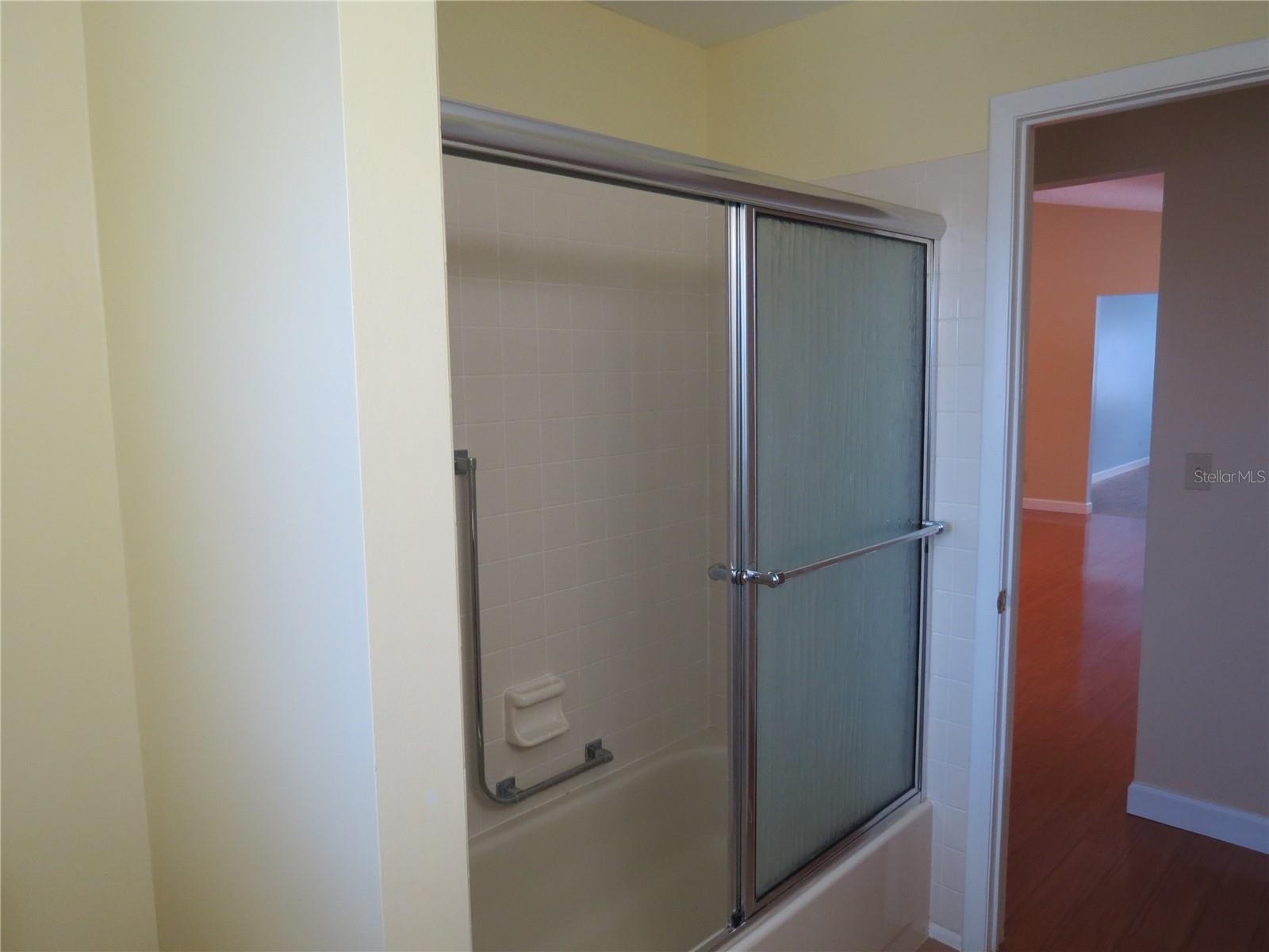 999 GILLESPIE DR, PALM HARBOR, FL, 34684