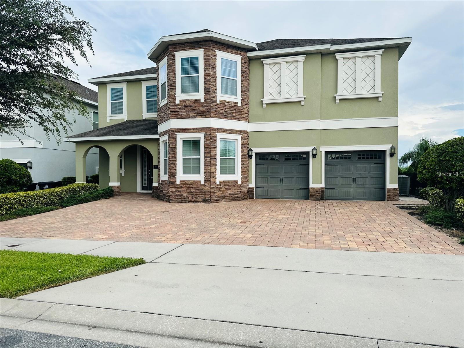 241 FALLS DR, KISSIMMEE, FL, 34747