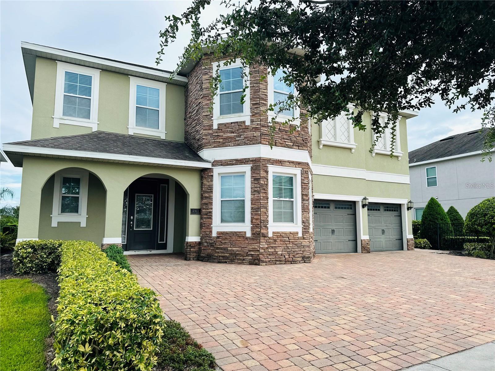 241 FALLS DR, KISSIMMEE, FL, 34747