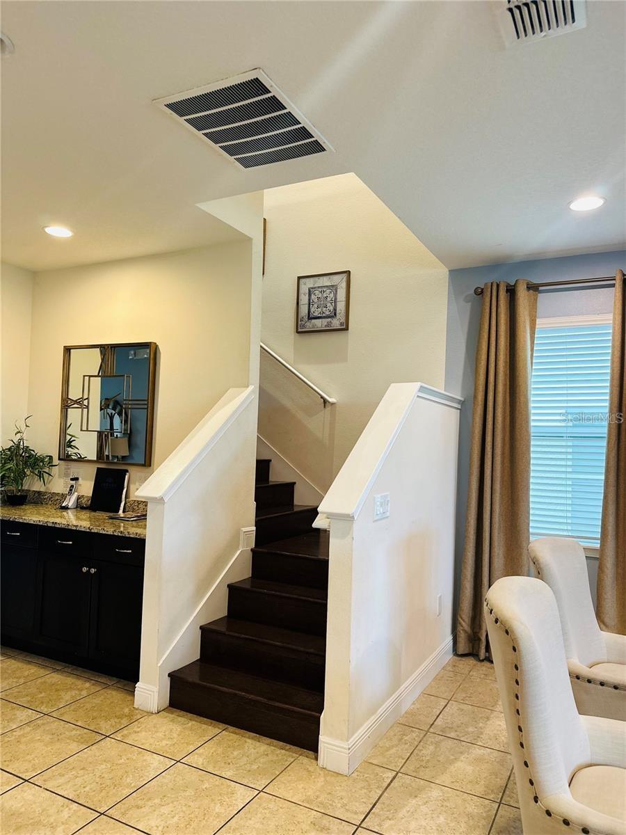 241 FALLS DR, KISSIMMEE, FL, 34747