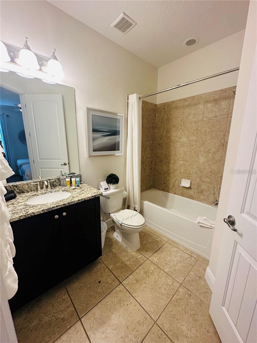 241 FALLS DR, KISSIMMEE, FL, 34747