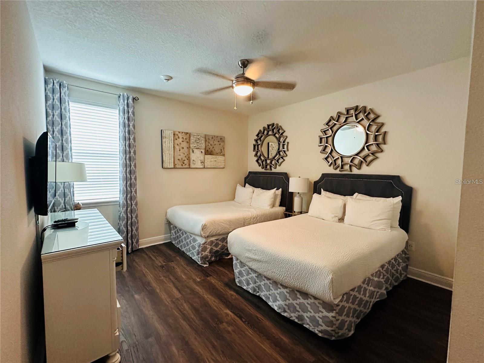 241 FALLS DR, KISSIMMEE, FL, 34747