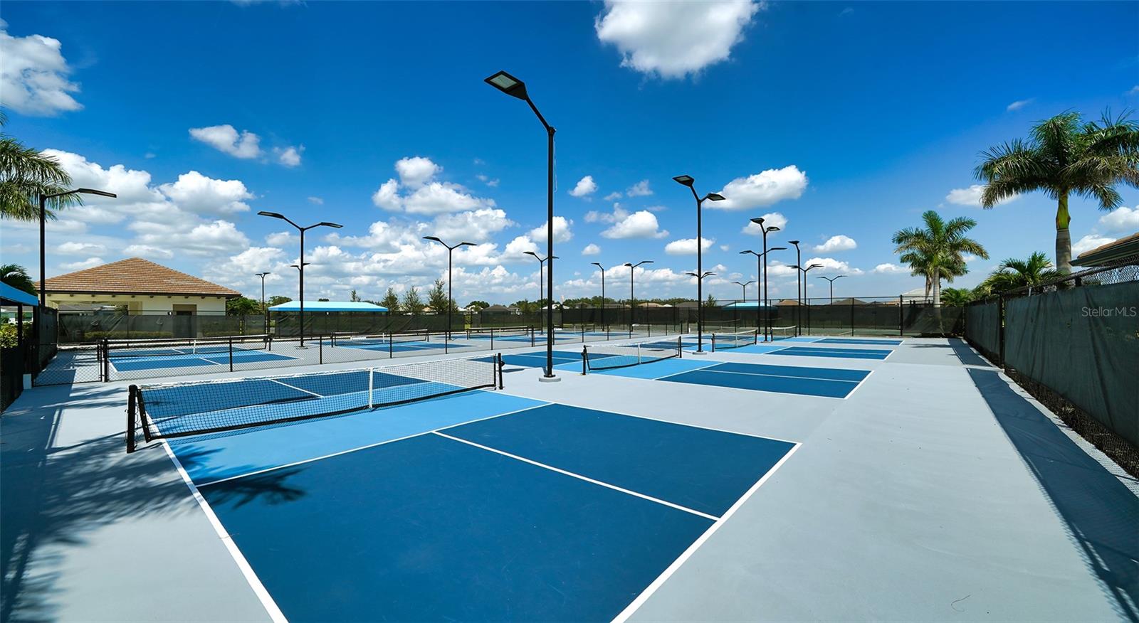 17022 CRESSWIND TER, LAKEWOOD RANCH, FL, 34211