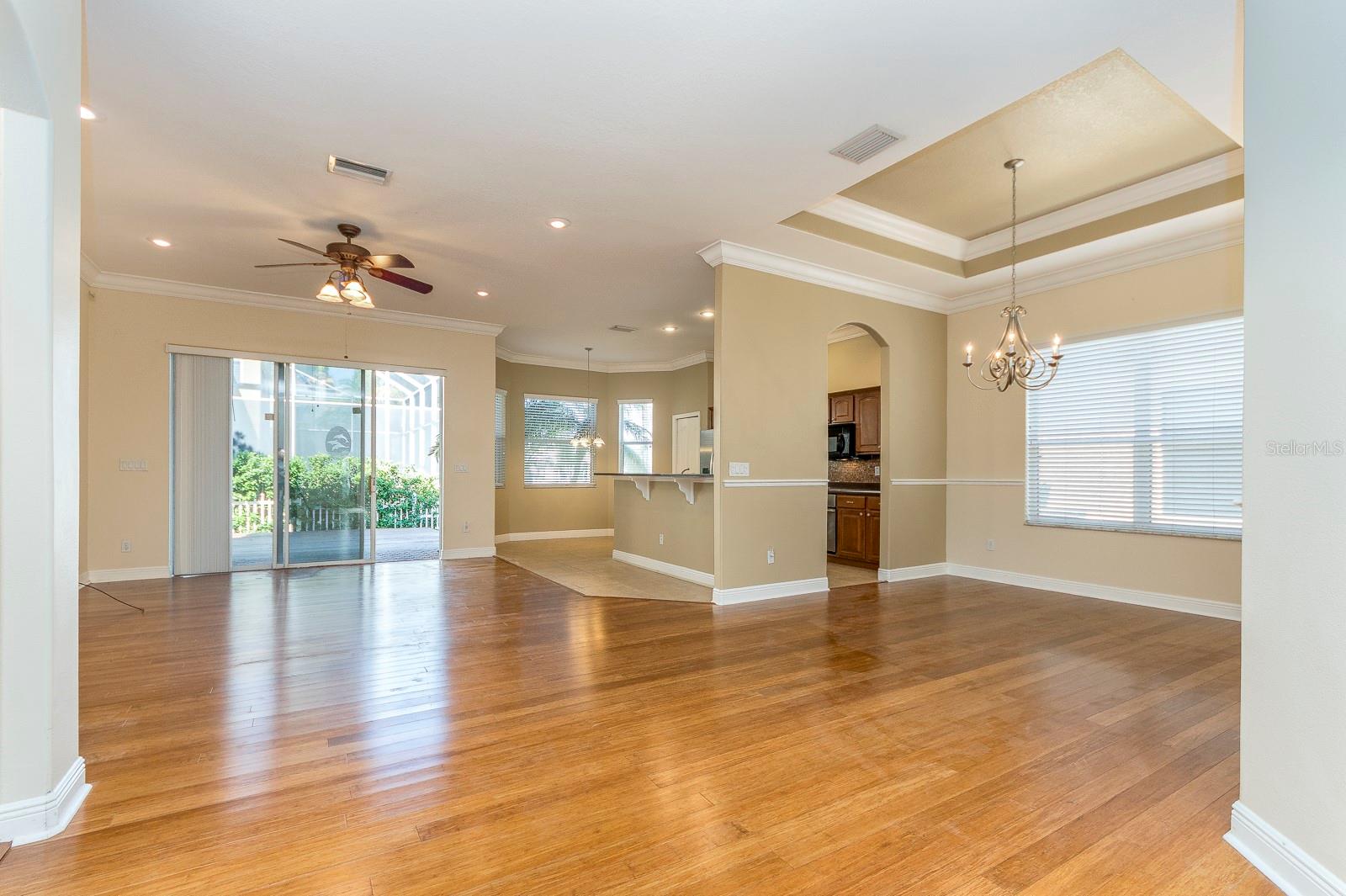 10639 HATTERAS DR, TAMPA, FL, 33615