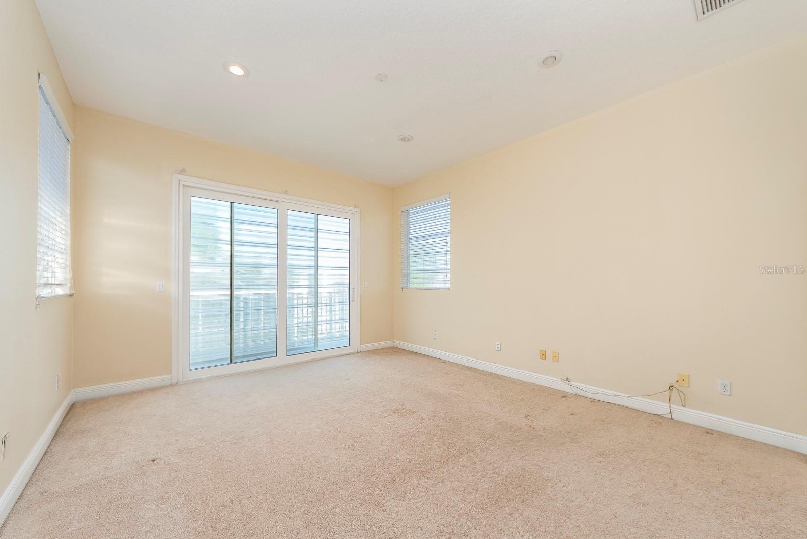 10639 HATTERAS DR, TAMPA, FL, 33615