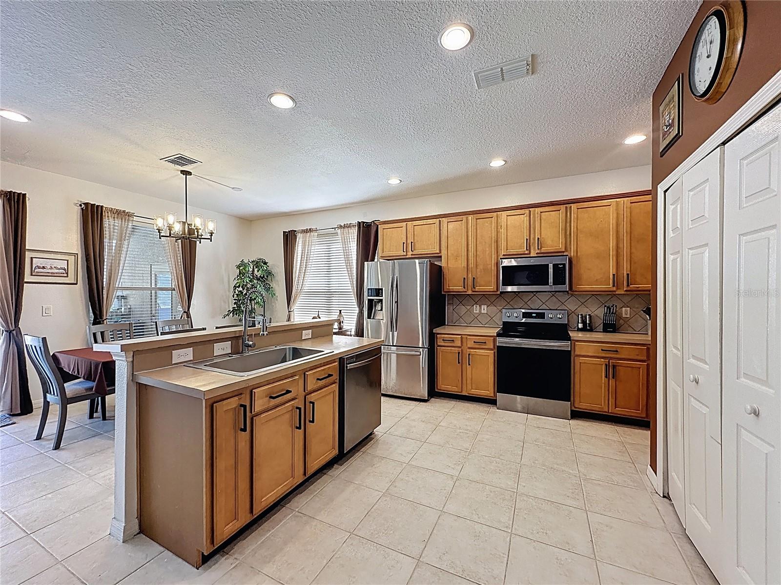 344 ORANGE COSMOS BLVD, DAVENPORT, FL, 33837