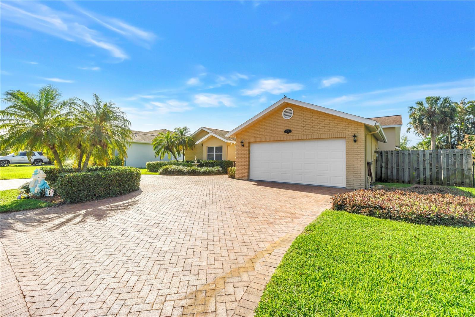 1770 GLEN LAKES BLVD N, ST PETERSBURG, FL, 33702