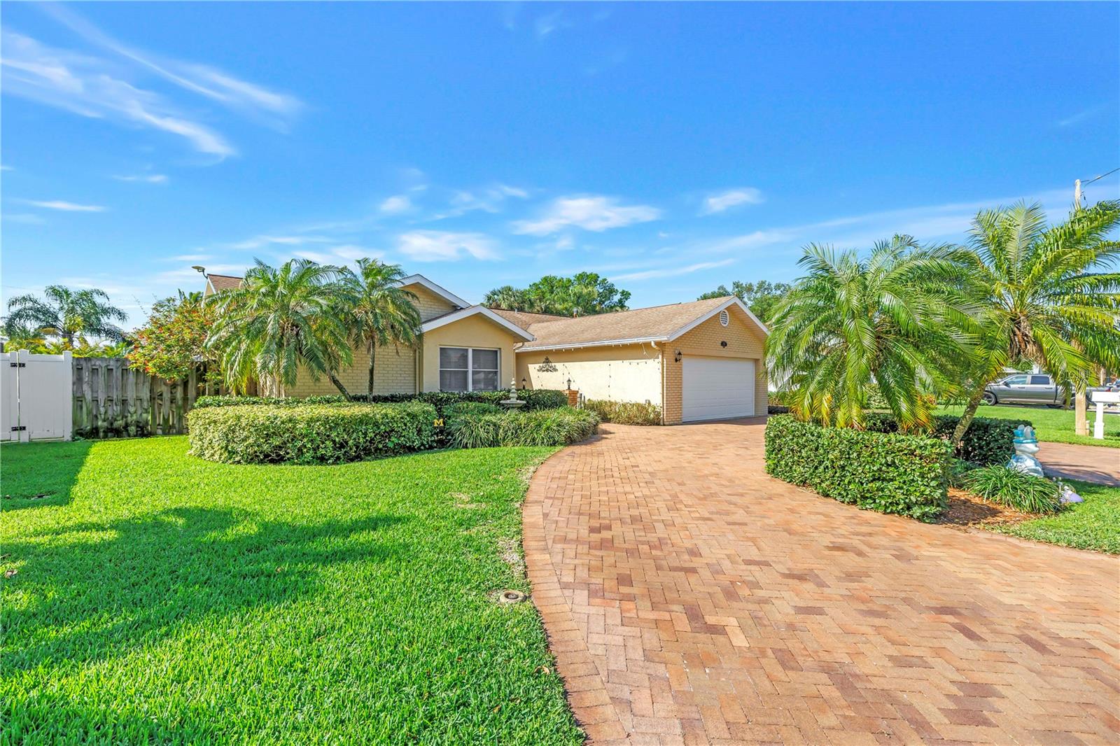 1770 GLEN LAKES BLVD N, ST PETERSBURG, FL, 33702