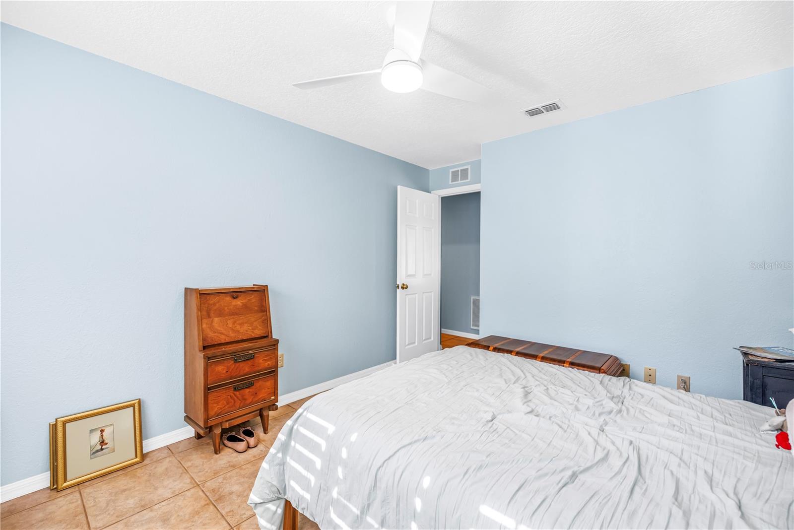 1770 GLEN LAKES BLVD N, ST PETERSBURG, FL, 33702