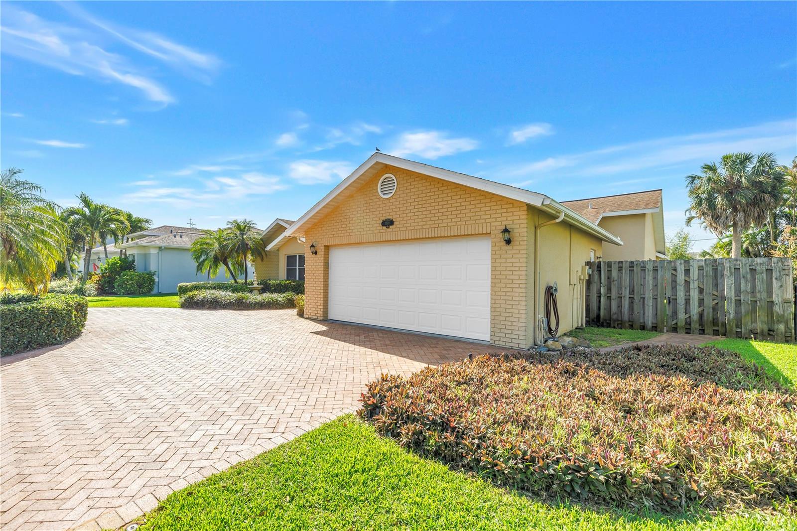 1770 GLEN LAKES BLVD N, ST PETERSBURG, FL, 33702