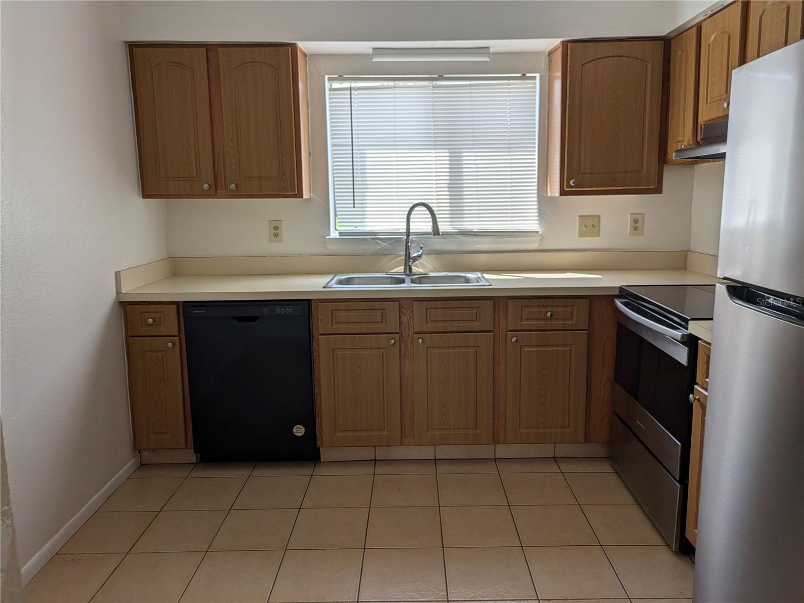 4269 S SEMORAN BLVD #1, ORLANDO, FL, 32822