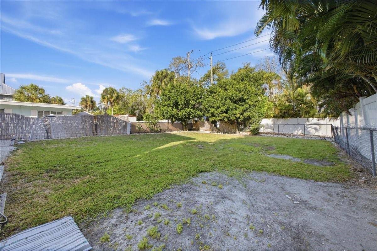 416 MAGNOLIA AVE, ANNA MARIA, FL, 34216