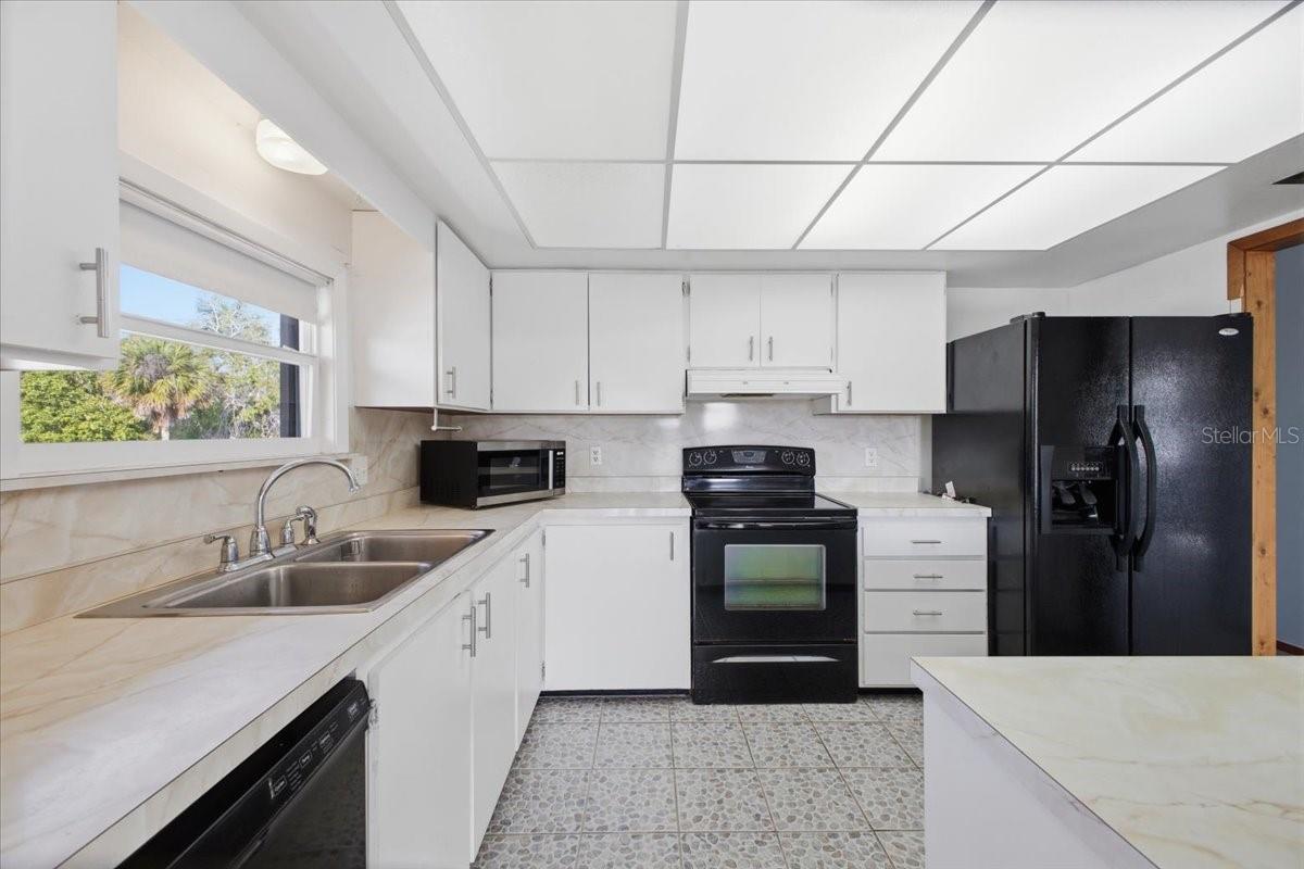 416 MAGNOLIA AVE, ANNA MARIA, FL, 34216