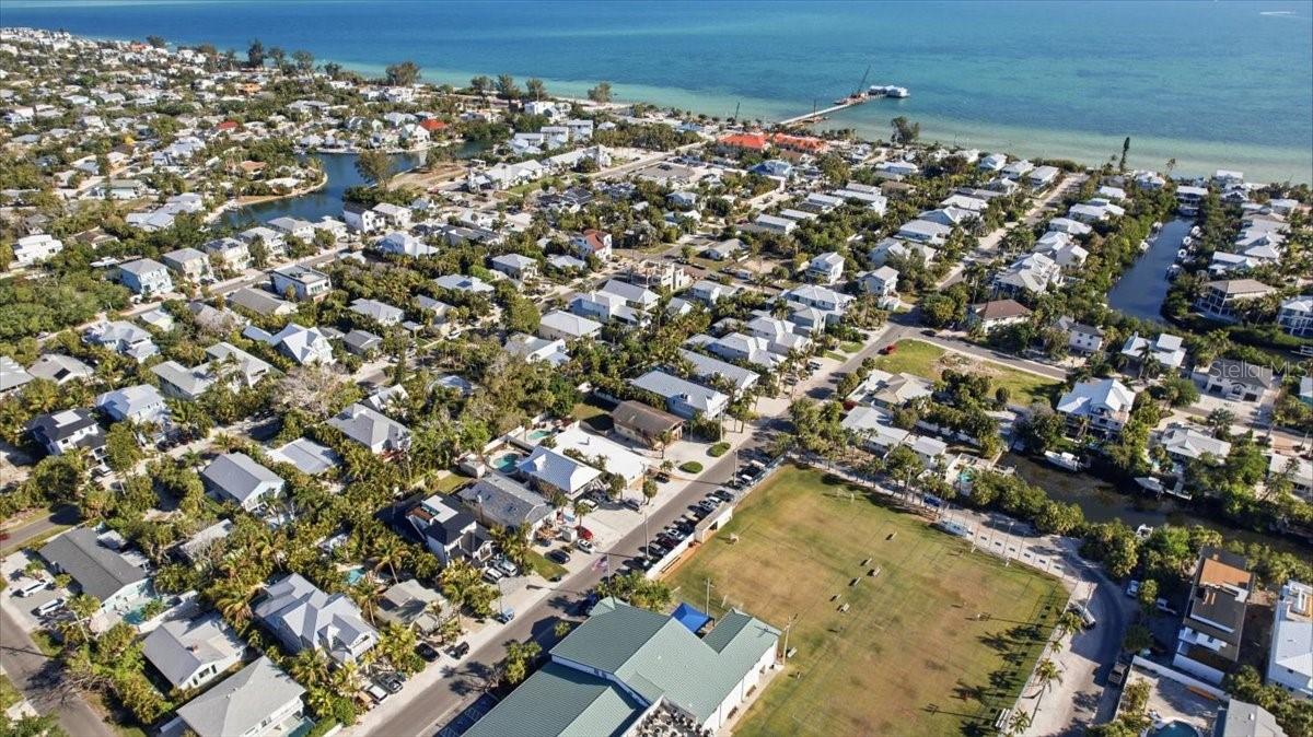 416 MAGNOLIA AVE, ANNA MARIA, FL, 34216