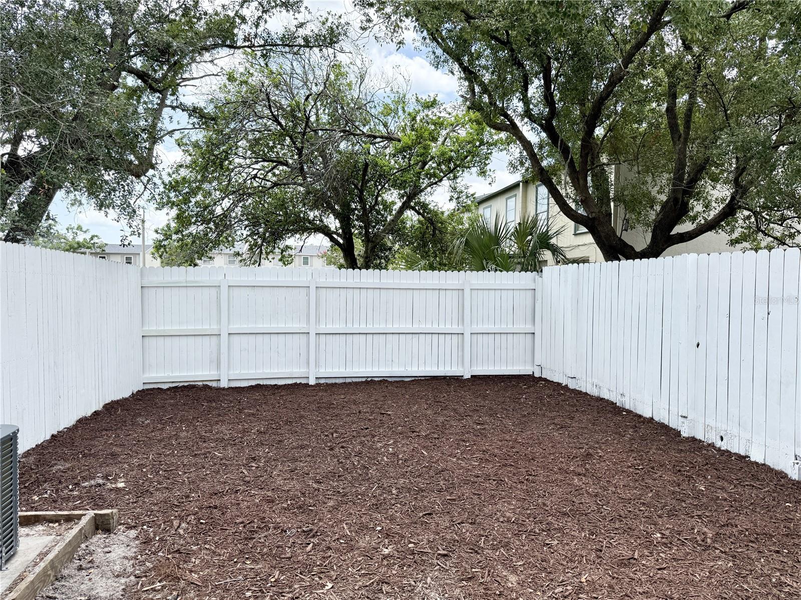 5229 TENNIS COURT CIRCLE, TAMPA, FL, 33617