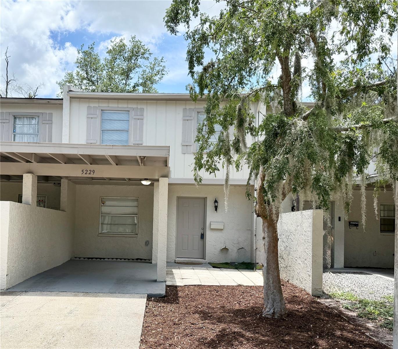 5229 TENNIS COURT CIRCLE, TAMPA, FL, 33617