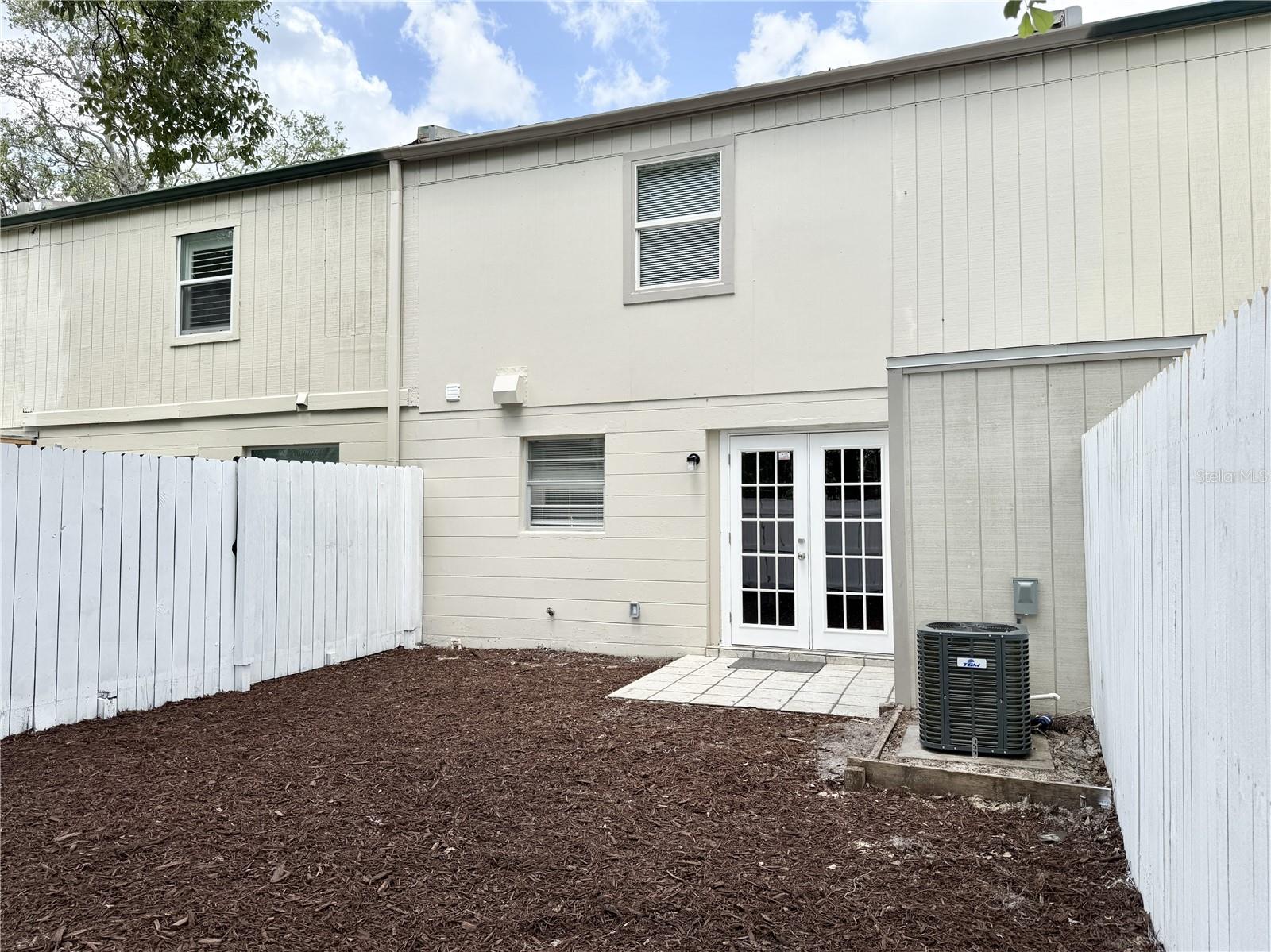 5229 TENNIS COURT CIRCLE, TAMPA, FL, 33617