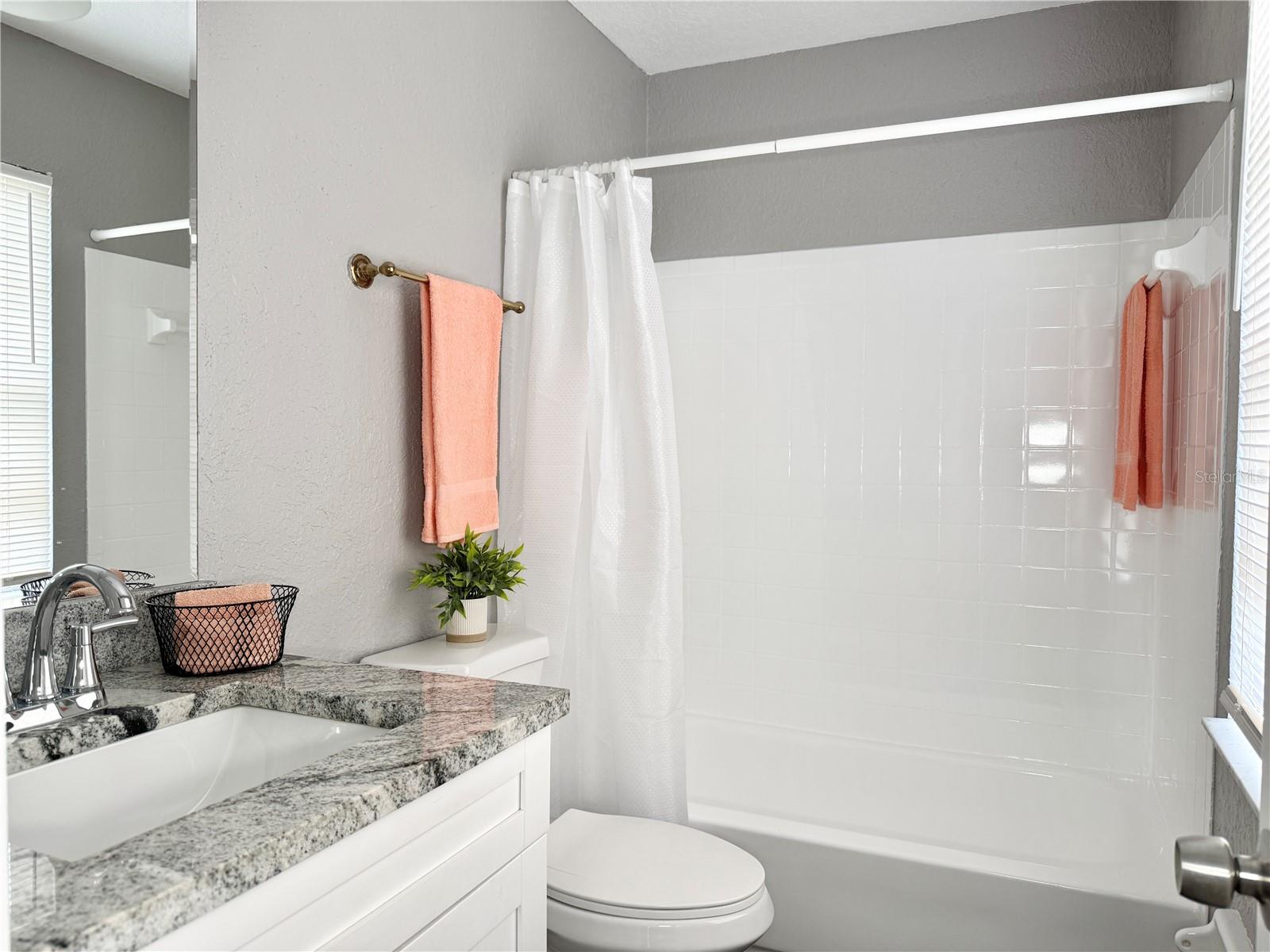 5229 TENNIS COURT CIRCLE, TAMPA, FL, 33617