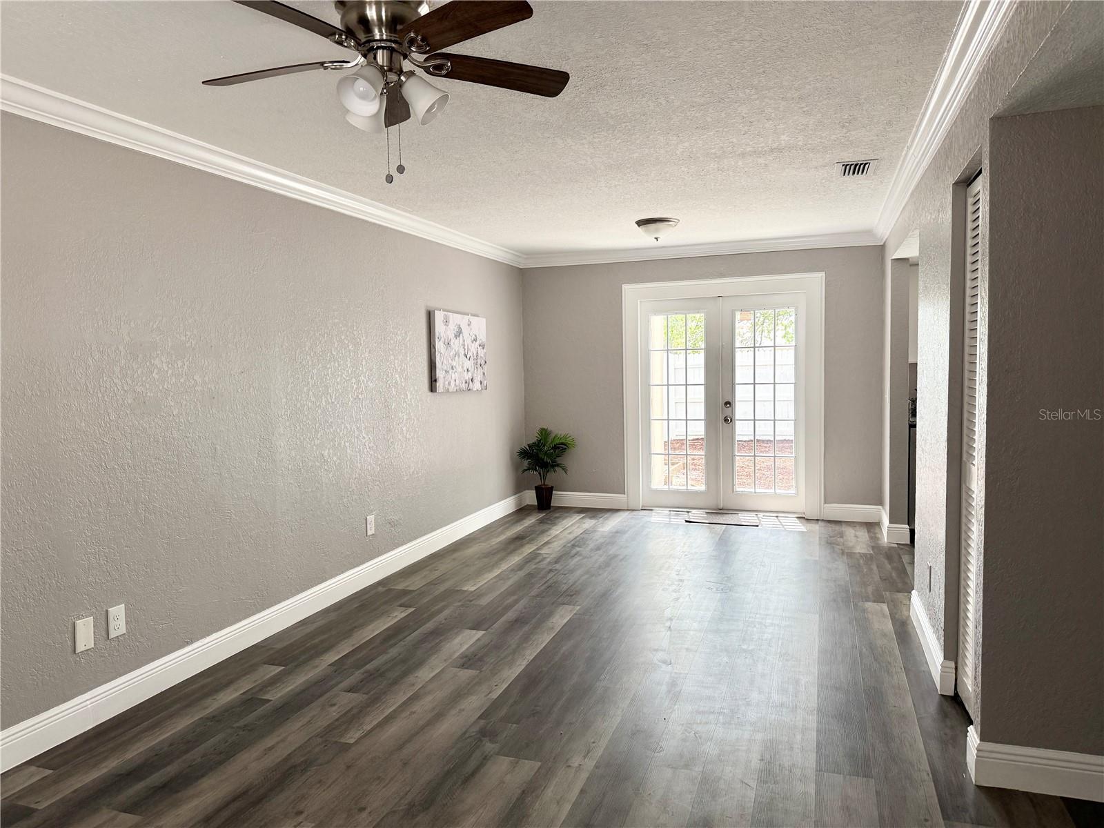 5229 TENNIS COURT CIRCLE, TAMPA, FL, 33617