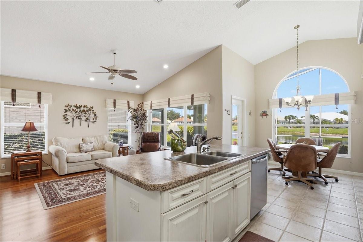 5013 SEAGRASS DR, VENICE, FL, 34293