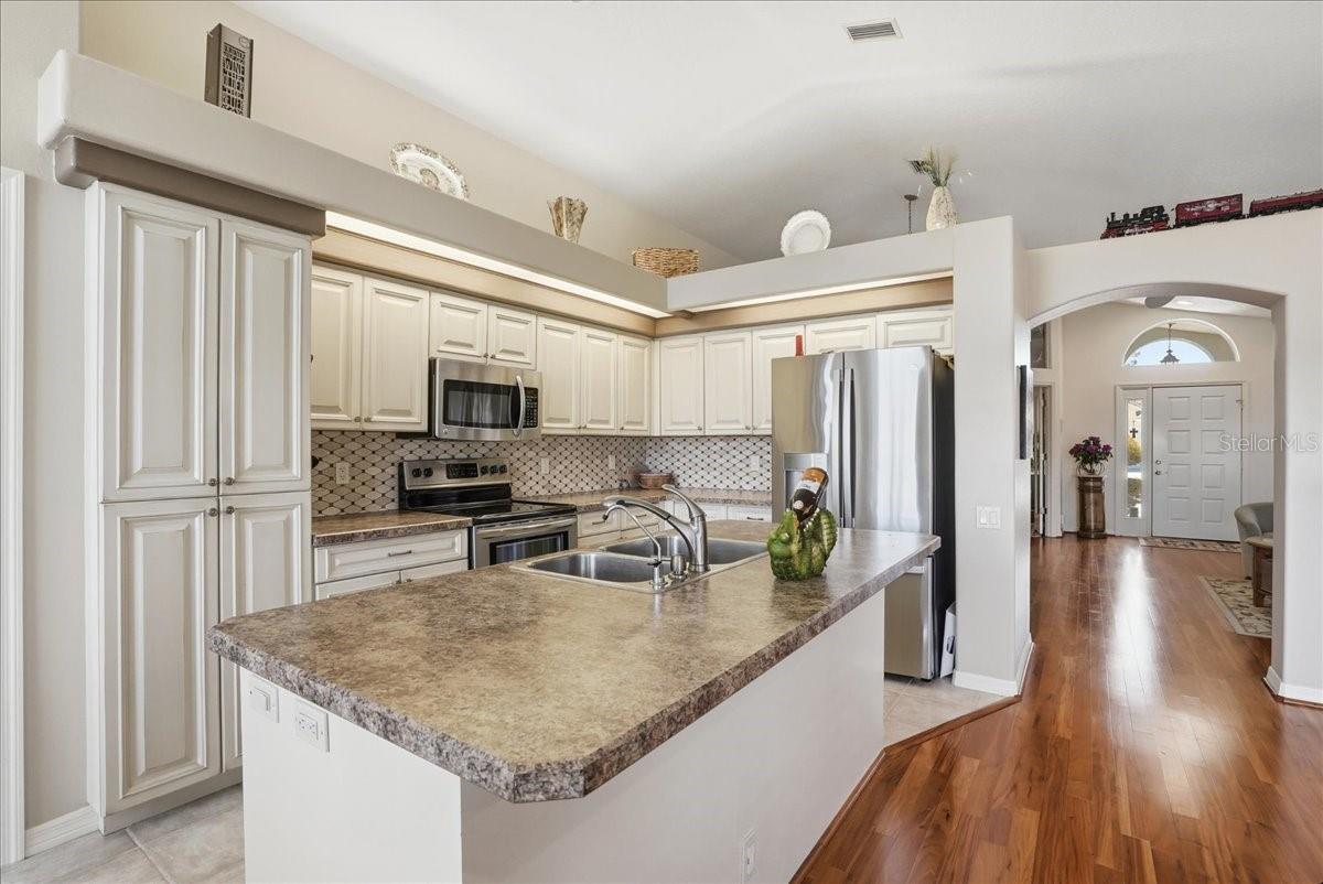 5013 SEAGRASS DR, VENICE, FL, 34293