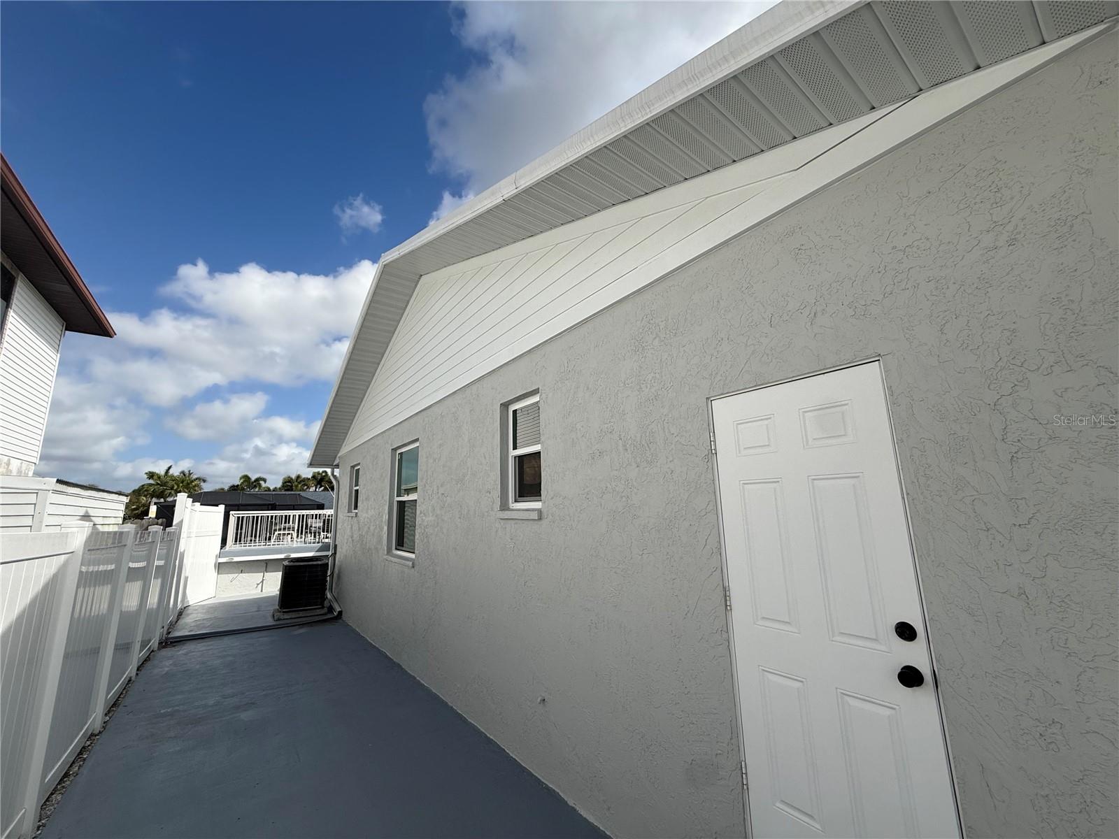 4219 2ND AVE NE, BRADENTON, FL, 34208