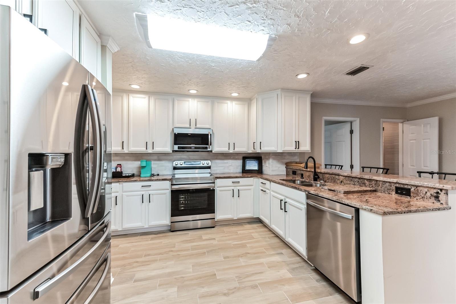 4219 2ND AVE NE, BRADENTON, FL, 34208