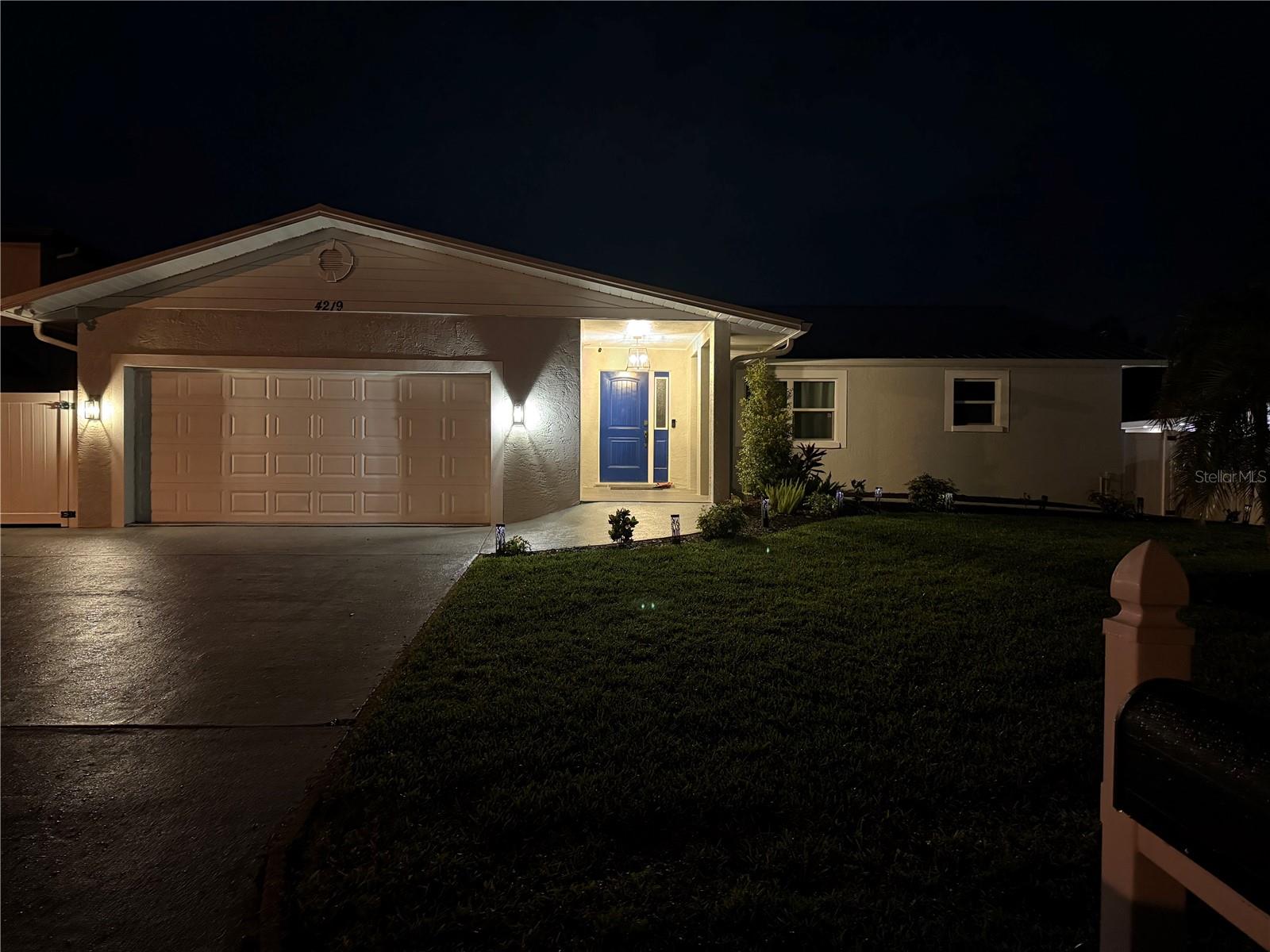 4219 2ND AVE NE, BRADENTON, FL, 34208
