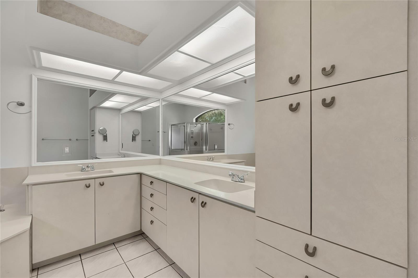 18401 30TH ST, LUTZ, FL, 33559