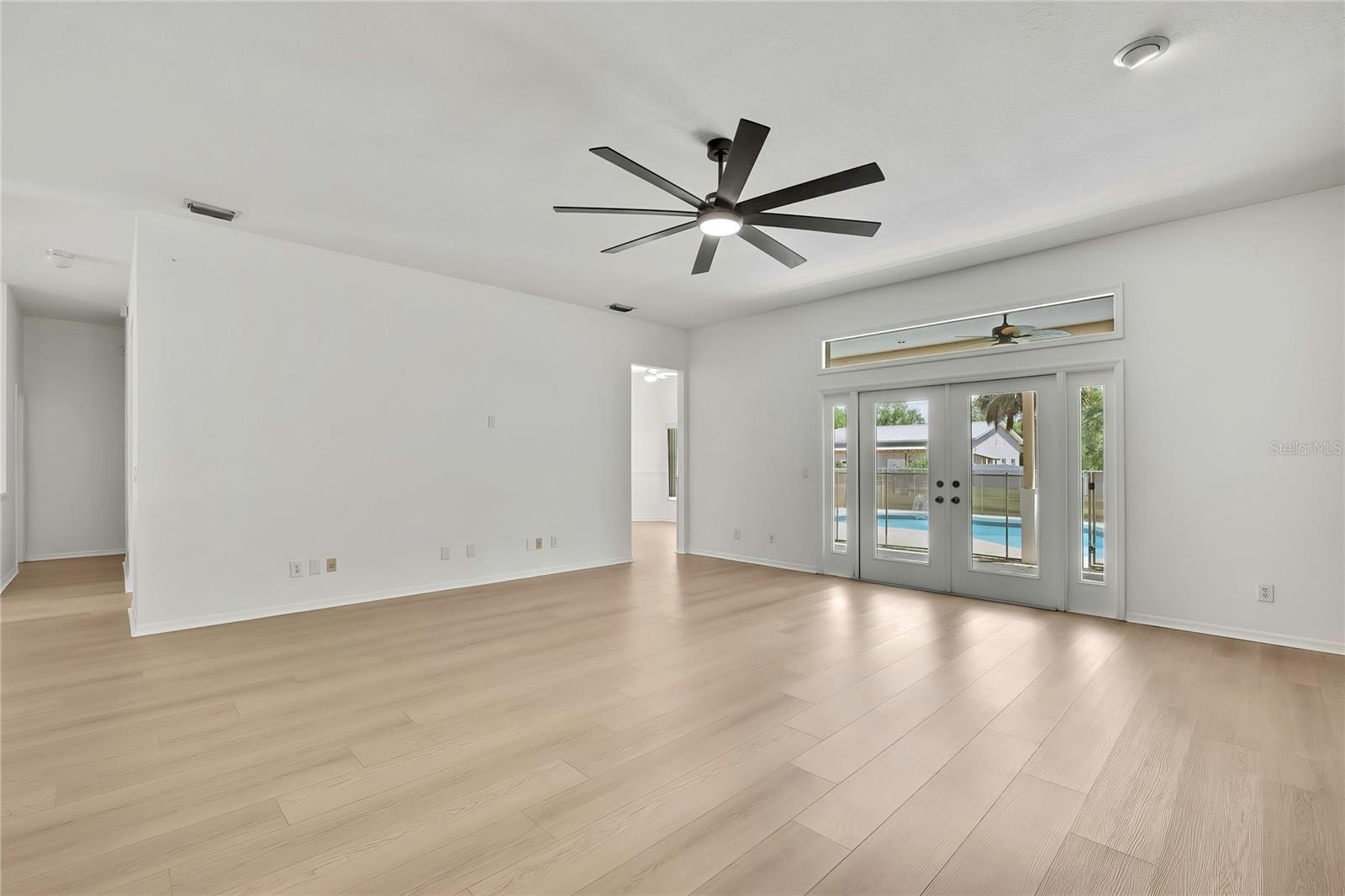 18401 30TH ST, LUTZ, FL, 33559