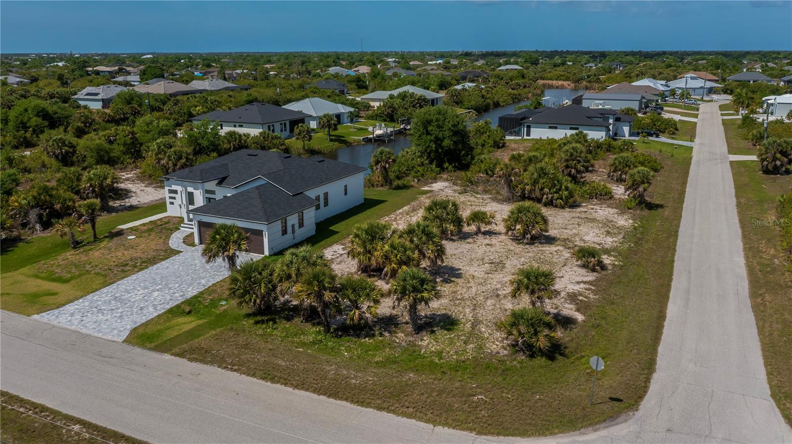 10165 & 10157 KINGSVILLE DR, PORT CHARLOTTE, FL, 33981