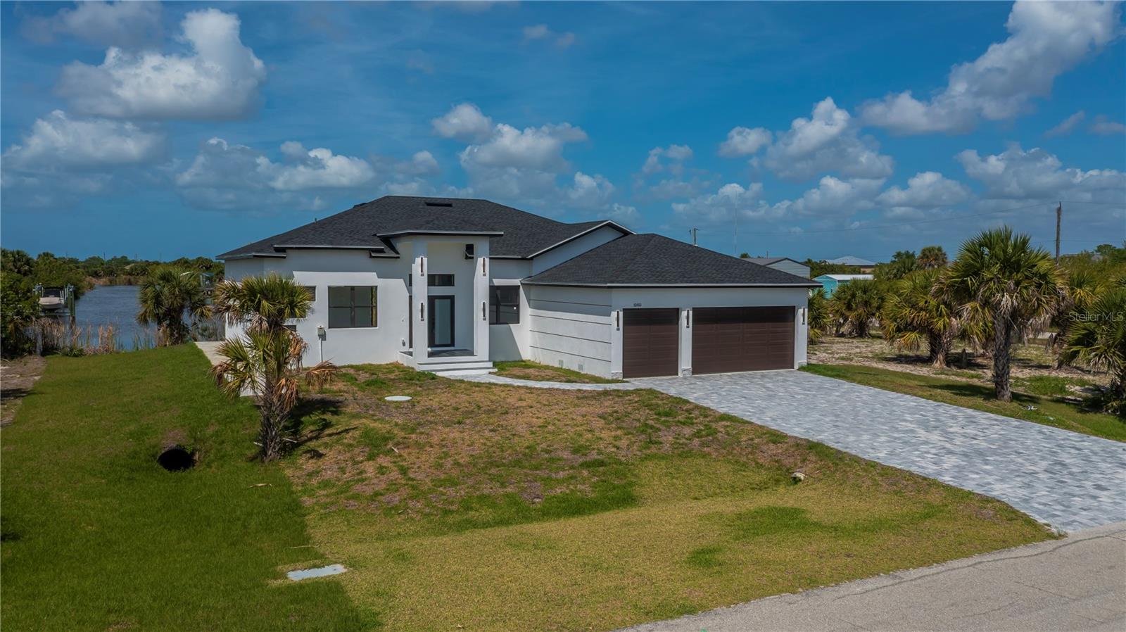 10165 & 10157 KINGSVILLE DR, PORT CHARLOTTE, FL, 33981