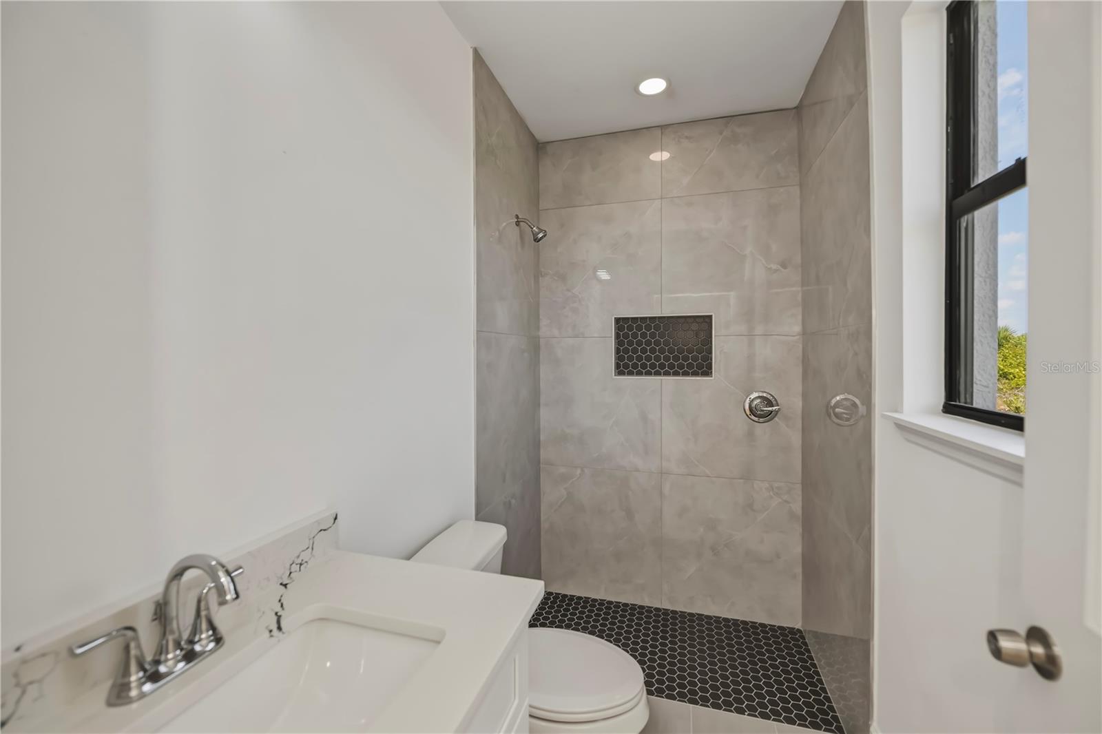 10165 & 10157 KINGSVILLE DR, PORT CHARLOTTE, FL, 33981