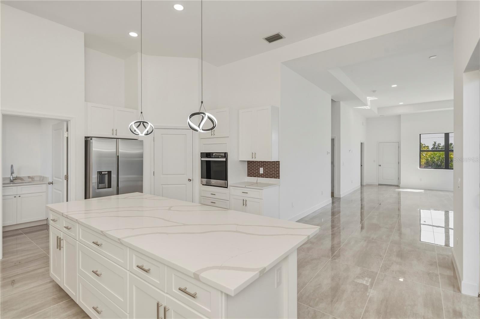 10165 & 10157 KINGSVILLE DR, PORT CHARLOTTE, FL, 33981