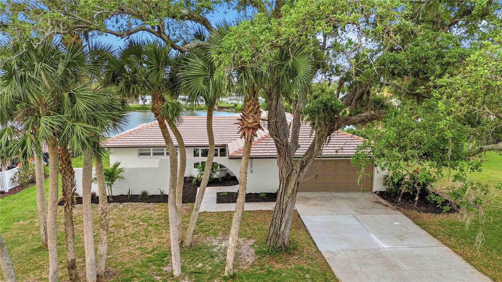 2273 LAKEWOOD DR, NOKOMIS, FL, 34275