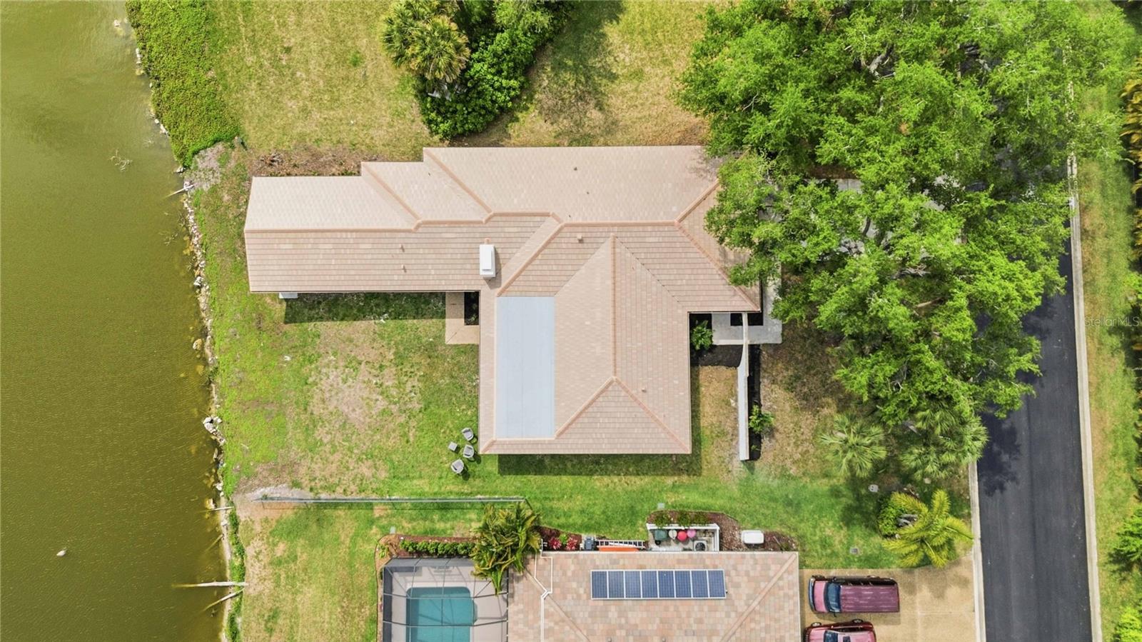 2273 LAKEWOOD DR, NOKOMIS, FL, 34275