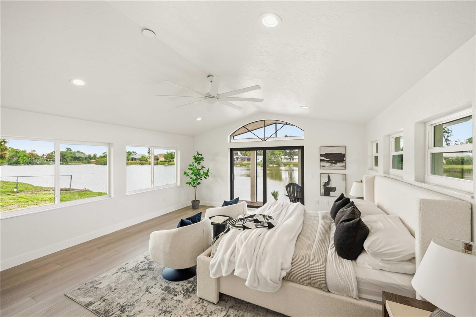 2273 LAKEWOOD DR, NOKOMIS, FL, 34275