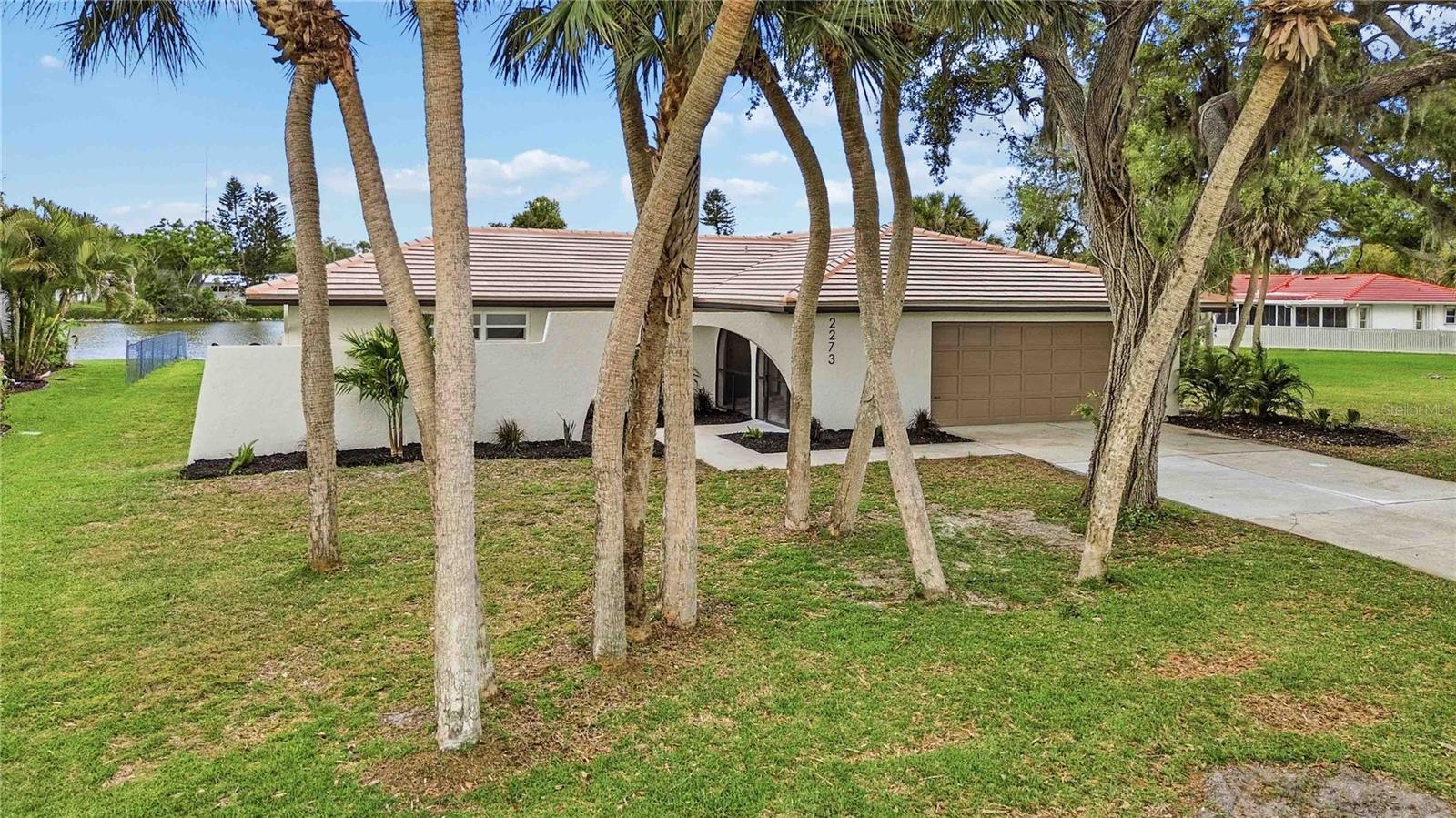 2273 LAKEWOOD DR, NOKOMIS, FL, 34275