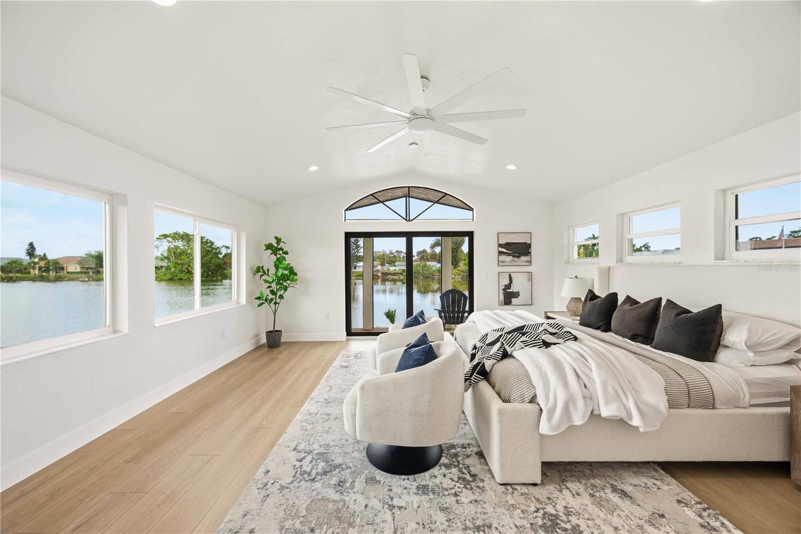 2273 LAKEWOOD DR, NOKOMIS, FL, 34275