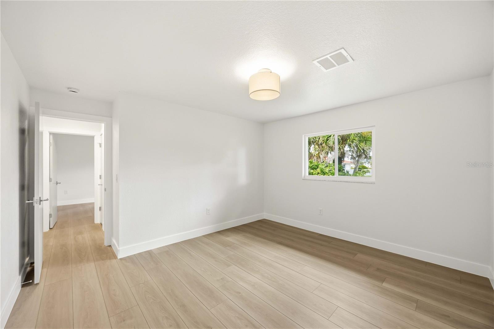 2273 LAKEWOOD DR, NOKOMIS, FL, 34275