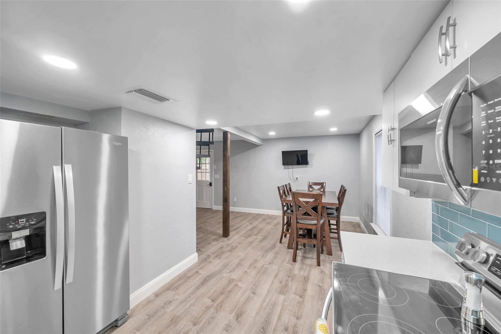 3720 3RD AVE N #1/2, ST PETERSBURG, FL, 33713