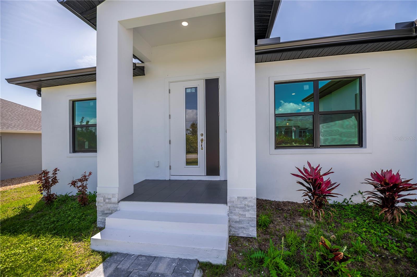 15089 ALDAMA CIR, PORT CHARLOTTE, FL, 33981