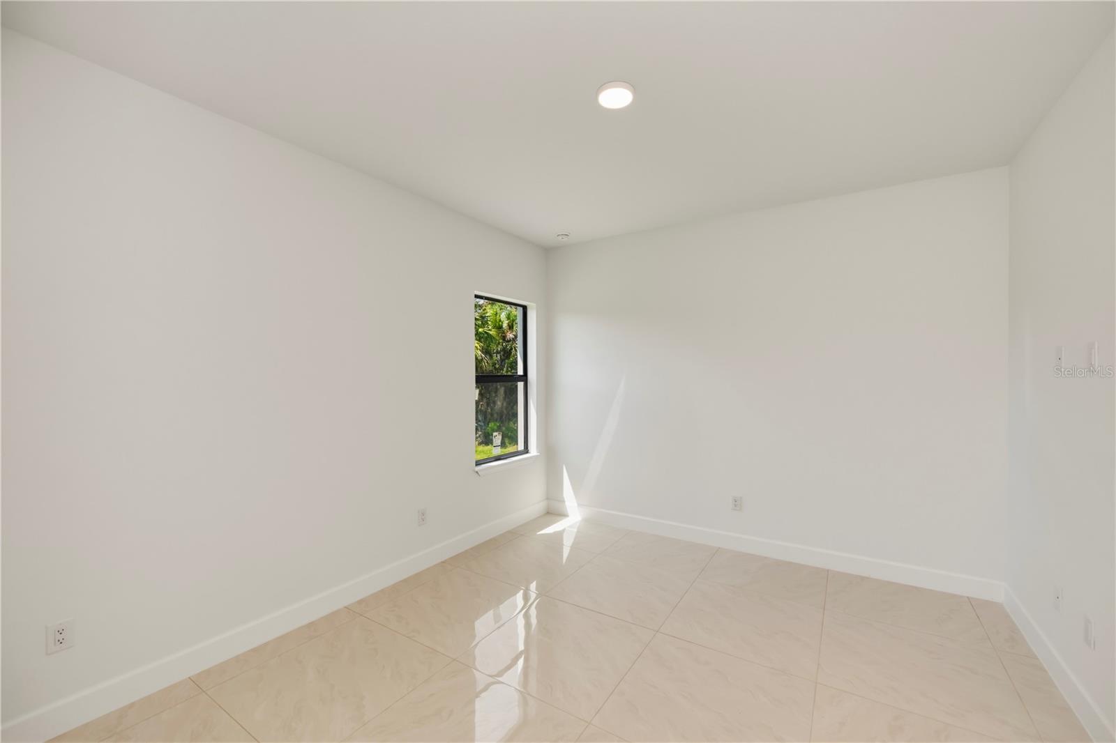 15089 ALDAMA CIR, PORT CHARLOTTE, FL, 33981