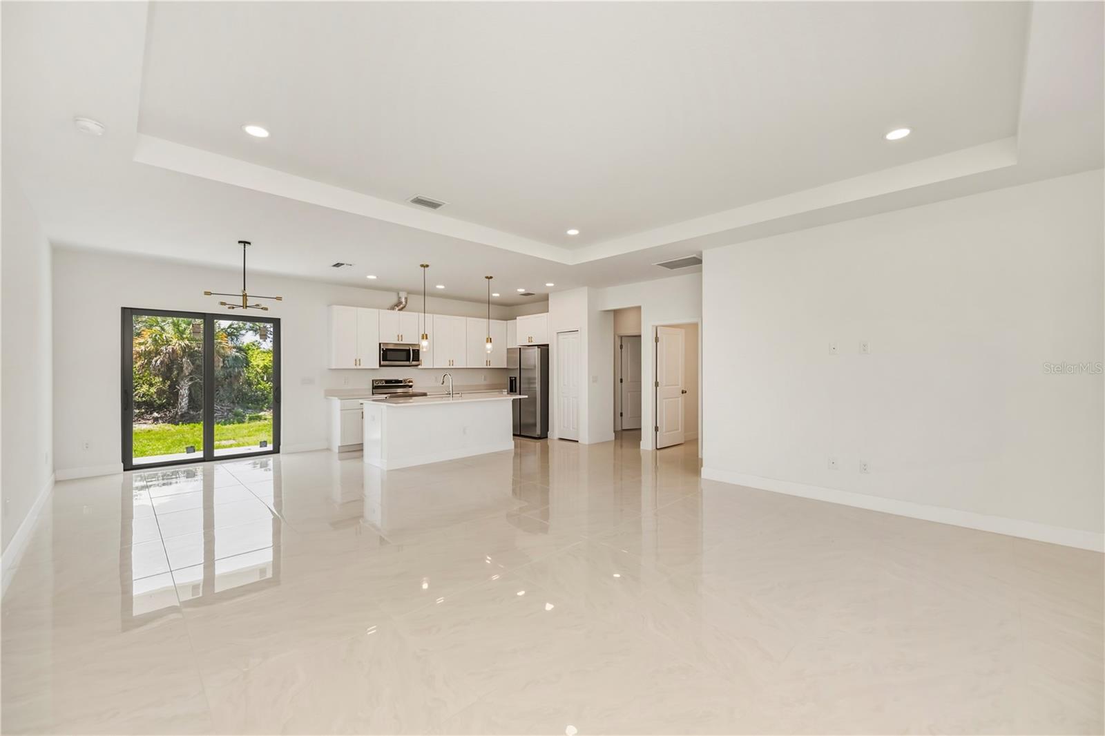 15089 ALDAMA CIR, PORT CHARLOTTE, FL, 33981